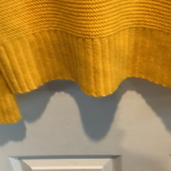 Banana Republic Yellow Cowl Neck Sweater - Picture 8 of 10